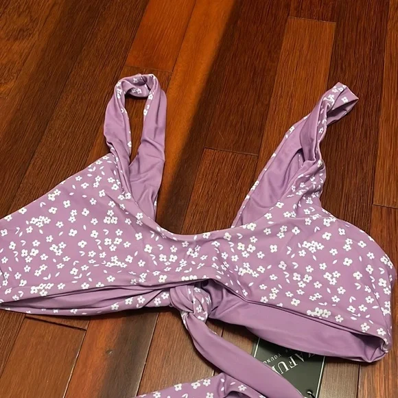 LAVENDER With White Flowers Bikini - Picture 4 of 7